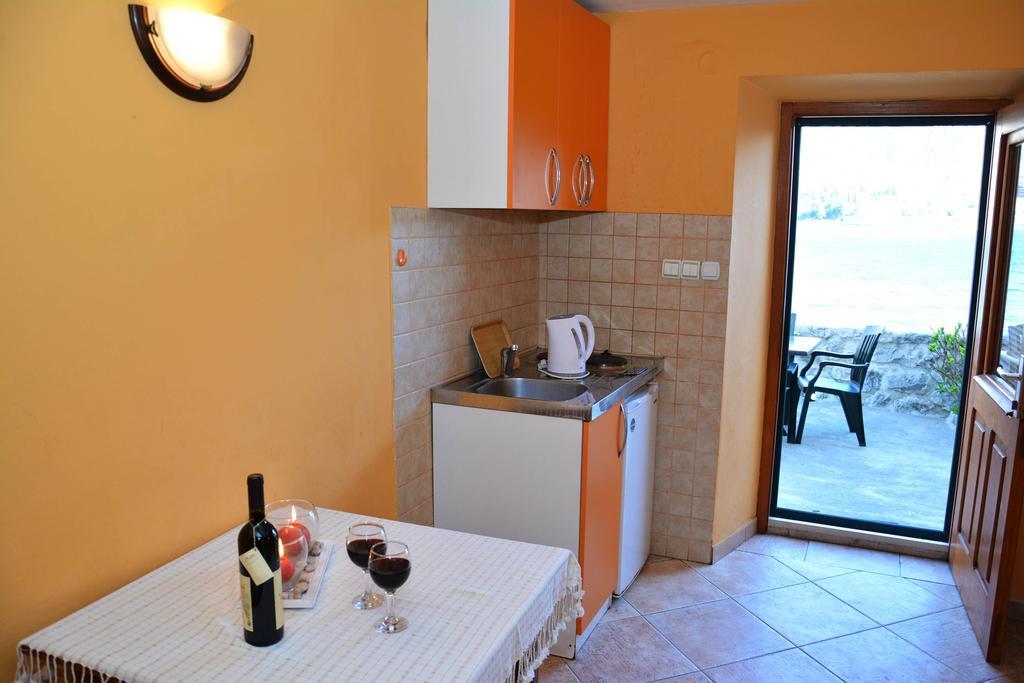 Apartments Tre Sorelle Kotor Eksteriør billede